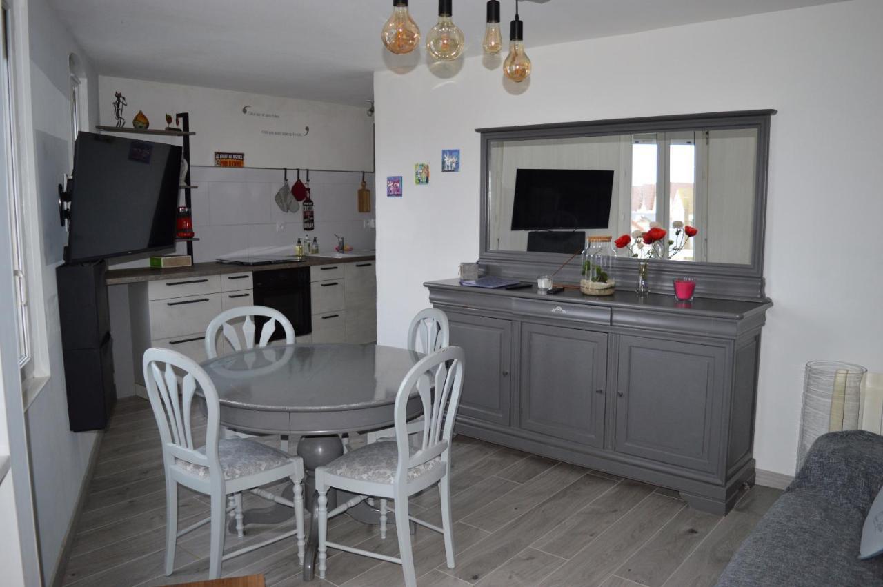 Appartement Pres Du Port Centre Et Plage - Vue Mer Courseulles-sur-Mer Exterior foto